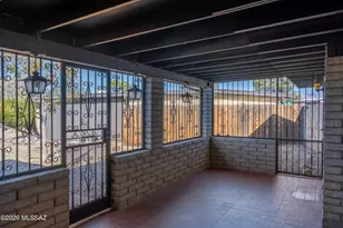1821 S Rocky Mountain Dr, Tucson, AZ 85710 - Photo 29
