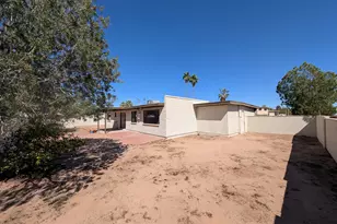 802 S Sherwood Village Dr, Tucson, AZ 85710 - Photo 41