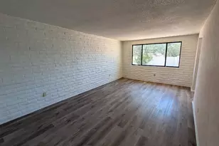 802 S Sherwood Village Dr, Tucson, AZ 85710 - Photo 15