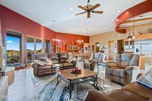 1540 N Saguaro Cliffs Ct, Tucson, AZ 85745 - Photo 11