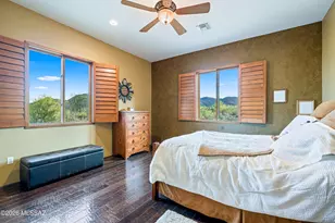 1540 N Saguaro Cliffs Ct, Tucson, AZ 85745 - Photo 29
