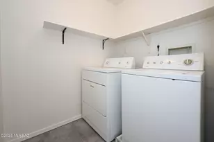 2083 S Mcconnell Dr, Tucson, AZ 85710 - Photo 25