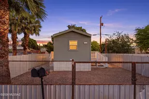4661 N Camino Feliz, Tucson, AZ 85705 - Photo 3