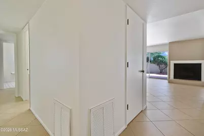 4840 E Fort Lowell Road #A, Tucson, AZ 85712 - Photo 5