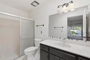 822 W Calle Del Regalo, Green Valley, AZ 85614 - Photo 19