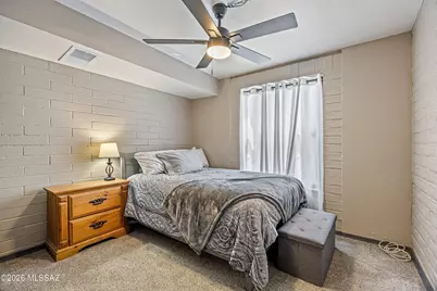 5630 S Holladay Drive, Tucson, AZ 85706 - Photo 15