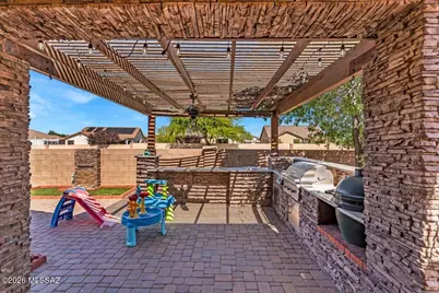 128 W Vuelta Friso, Sahuarita, AZ 85629 - Photo 1