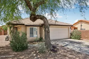 2395 W Silverbell Oasis Way, Tucson, AZ 85745 - Photo 3