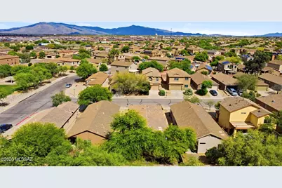 7816 S Baja Stone Avenue, Tucson, AZ 85756 - Photo 9