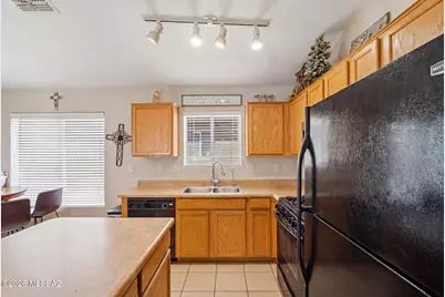 7816 S Baja Stone Avenue, Tucson, AZ 85756 - Photo 35