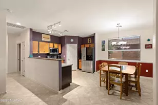38946 S Running Roses Ln, Tucson, AZ 85739 - Photo 9