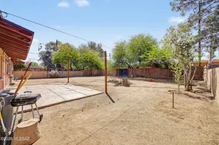 4838 E Helen St, Tucson, AZ 85712 - Photo 25