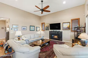 2304 E Madera Plateau Dr, Green Valley, AZ 85614 - Photo 13