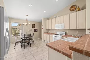 1440 N Goldeneye Way, Green Valley, AZ 85614 - Photo 7