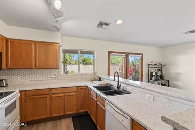 3444 N Applewood Drive, Tucson, AZ 85712 - Photo 5