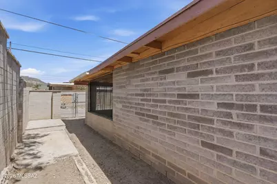 1808 W Caravelle Road, Tucson, AZ 85713 - Photo 37