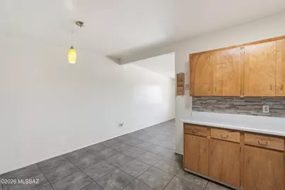 1808 W Caravelle Road, Tucson, AZ 85713 - Photo 11