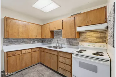1808 W Caravelle Road, Tucson, AZ 85713 - Photo 15