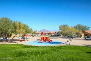 7489 S Mountain Star Dr, Tucson, AZ 85757 - Photo 31