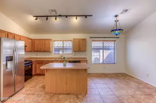 10923 S Lake Gambusi Dr, Vail, AZ 85641 - Photo 13