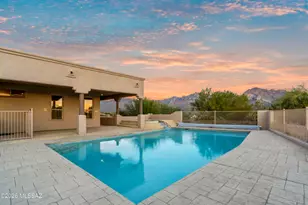 10685 N Summer Moon Pl, Oro Valley, AZ 85737 - Photo 3