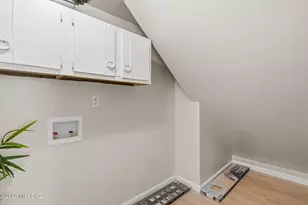 1585 E Prince Rd, Tucson, AZ 85719 - Photo 15