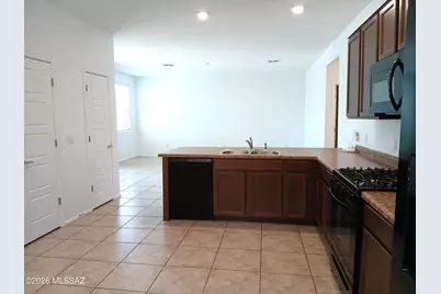 4976 E Scenic Peak Way, Tucson, AZ 85706 - Photo 13