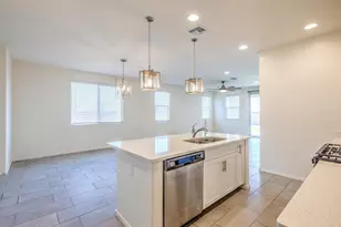 11328 S Weismann Dr, Vail, AZ 85641 - Photo 5