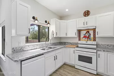1505 W Via Muleje, Sahuarita, AZ 85629 - Photo 11