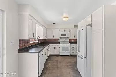 918 E Roger Road, Tucson, AZ 85719 - Photo 15