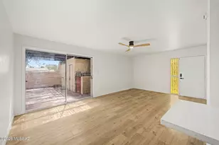 5250 N Pueblo Villas Dr, Tucson, AZ 85704 - Photo 9