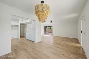 5250 N Pueblo Villas Dr, Tucson, AZ 85704 - Photo 5