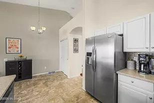 644 S Spanish Steps Dr, Tucson, AZ 85748 - Photo 13