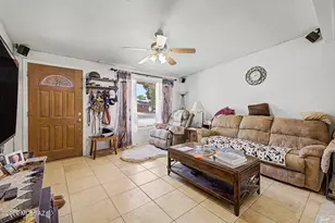 6402 E Calle Castor, Tucson, AZ 85710 - Photo 3