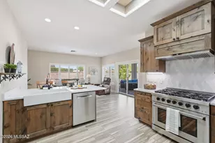 14689 N Windshade Dr, Oro Valley, AZ 85755 - Photo 13