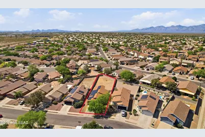 10233 E Desert Mesa Drive, Tucson, AZ 85747 - Photo 3