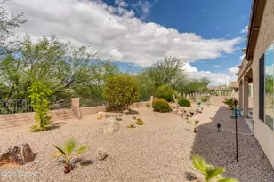 2235 E Thunderchief Dr, Green Valley, AZ 85614 - Photo 47