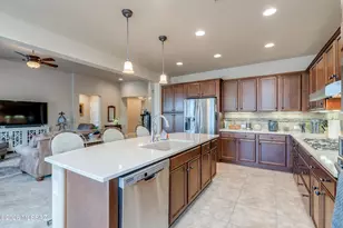 2235 E Thunderchief Dr, Green Valley, AZ 85614 - Photo 17