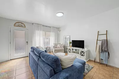 2469 N Silver Mosaic Drive, Tucson, AZ 85745 - Photo 11