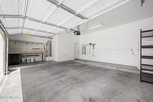 2469 N Silver Mosaic Dr, Tucson, AZ 85745 - Photo 25