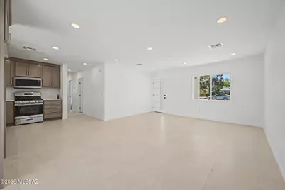 2251 E Spring Street, Tucson, AZ 85719 - Photo 7