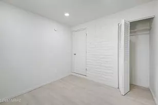 7841 E Longleaf Pl, Tucson, AZ 85730 - Photo 25