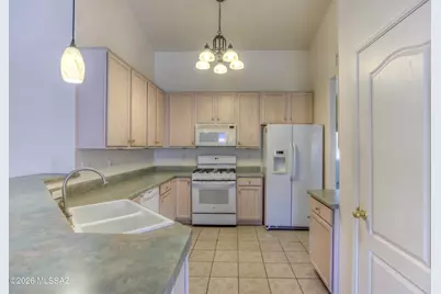 894 N Sugar Maple Place, Tucson, AZ 85710 - Photo 11