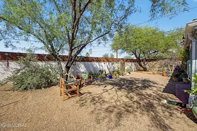 5001 E 18th Street, Tucson, AZ 85711 - Photo 33