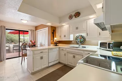 7568 N Palm Circle, Tucson, AZ 85704 - Photo 17