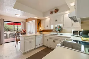 7568 N Palm Cir, Tucson, AZ 85704 - Photo 17
