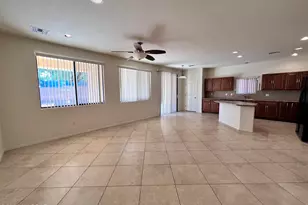 7560 E Truces Pl, Tucson, AZ 85715 - Photo 9