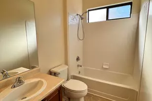 7560 E Truces Pl, Tucson, AZ 85715 - Photo 17