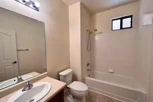 7560 E Truces Pl, Tucson, AZ 85715 - Photo 11