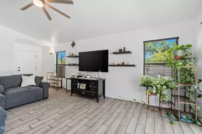 3750 W Tetakusim Road, Tucson, AZ 85746 - Photo 11